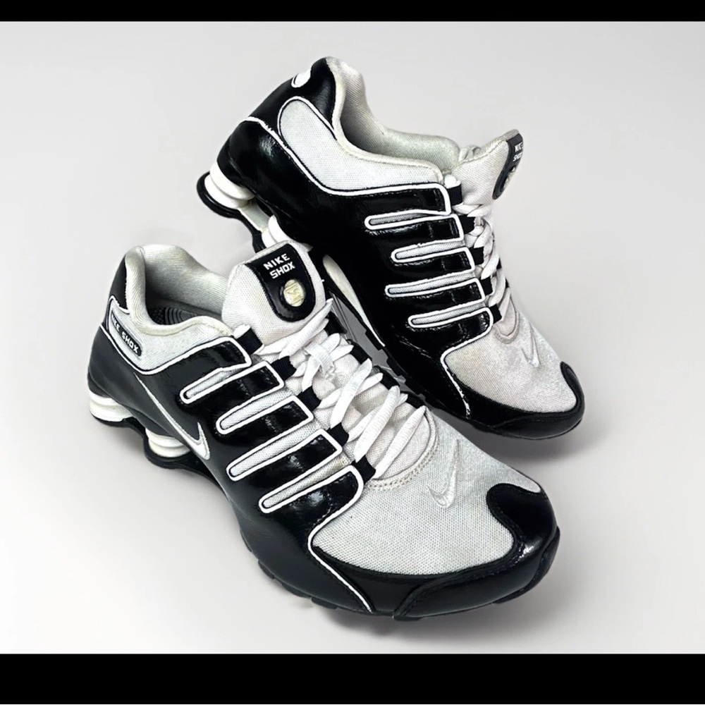 Nike Shox NZ Women’s Black/White Athletic Running Shoes (314561-090) Size 9.5